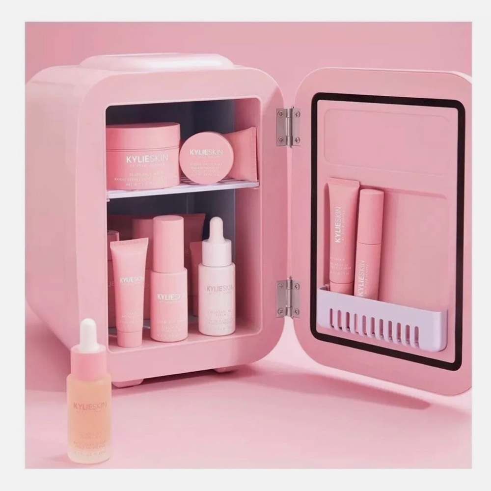 NEW KYLIE SKIN Fridge - Picture 5 of 6
